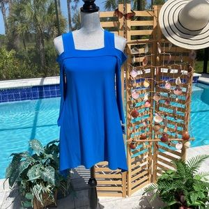NWT Clara Sun Woo cold shoulder top. XS